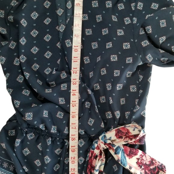 Living Doll Romper Women's M Blue & White Printed Floral Pockets Bell Sleeve Bow - Picture 7 of 12
